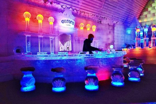 Hot Springs Aurora Viewing Dream